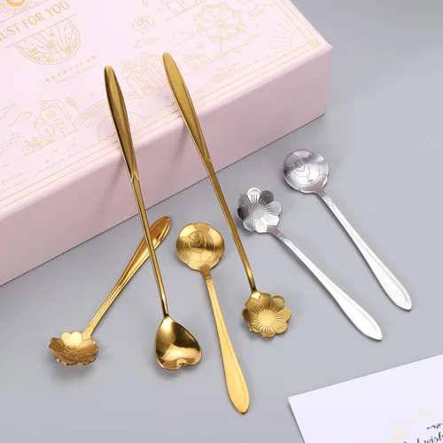 Miniatura 4 de uxcell 4 cucharas de flores de acero inoxidable con forma de corazón de 5 pulgadas, cuchara de café pequeña cucharadita de postre para pastel
