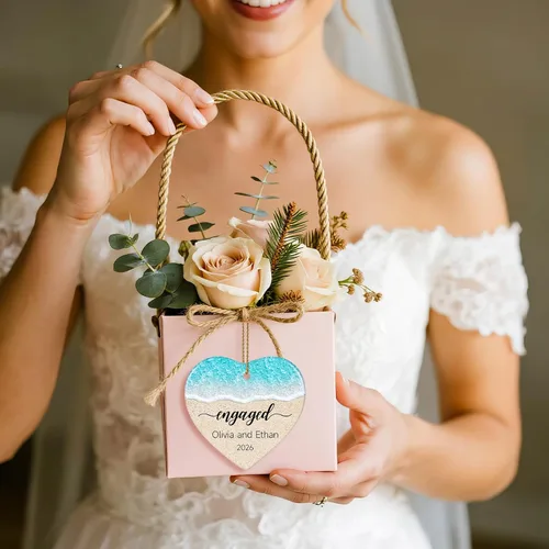 Miniatura 6 de Adorno personalizado para casados de primera Navidad 2026, regalos de compromiso para parejas, adorno de boda personalizado para recién casados