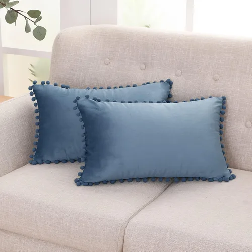 Miniatura 44 de Deconovo Juego de 2 fundas de almohada de terciopelo, 26 x 26 pulgadas, color azul, suaves pompones cuadrados con funda de cremallera oculta