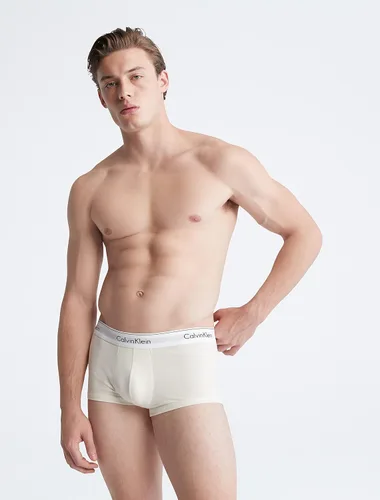 Miniatura 2 de Calvin Klein Modernos calzoncillos elásticos de algodón de tiro bajo, paquete de 3