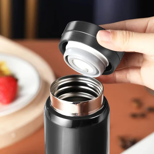 Miniatura 4 de Mini Thermos Bonita Botella de Agua - Matraz Pequeño Diminuto Aislado al Vacío de Acero Inoxidable 18/10 de 7 oz - A Prueba de Fugas y Derrames