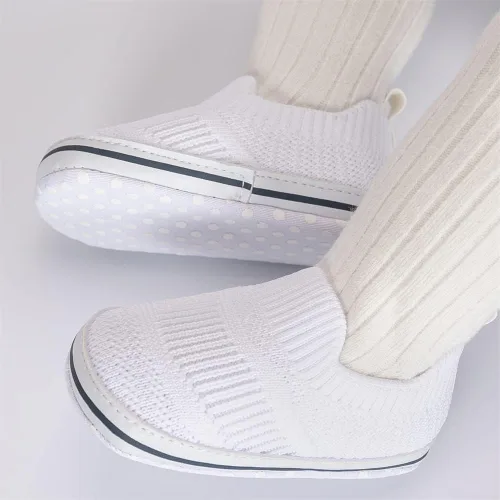 Miniatura 2 de Meckior - Zapatos para recién nacidos, tipo mocasines de lona con suela suave para recién nacidos, bebés, niños y niñas que estén dando sus primeros