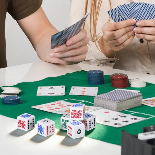 Miniatura 7 de Juego de dados de póquer acrílico blanco, 0.630 in, dados duraderos de 6 caras para juegos de cartas, mentirosos, fiestas, entretenimiento