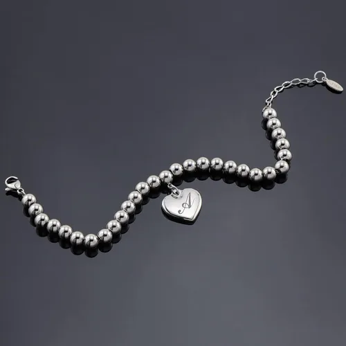 Miniatura 5 de Estendly - Pulsera de cuentas de acero inoxidable de 6mm con dije en forma de corazón e inicial, 26 letras, ideal como regalo de cumpleaños