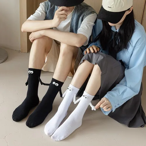 Miniatura 4 de Keauexp Hand In Hands Holding Socks Magnetic That Hold Funny Men Couple For Women, White Black Novelty Boys Girls, 3d Doll Big Eye Friendship