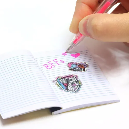 Miniatura 5 de Tara Toy Monster High: Design Activity Locker - Doodle & Decorate, estuche de almacenamiento en forma de ataúd de lavanda con bloqueo, mini