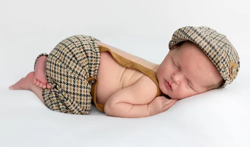 Miniatura 9 de Conjunto de accesorios de fotografía para recién nacido, traje de bebé recién nacido, overol, disfraz para niño con gorra de 0 a 1 mes Beige