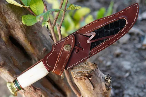 Miniatura 8 de Poshland Cuchillo de caza personalizado hecho a mano de acero D2 de 12.5 pulgadas - Mango de hueso de agarre perfecto con herraje de latón (REG-225)