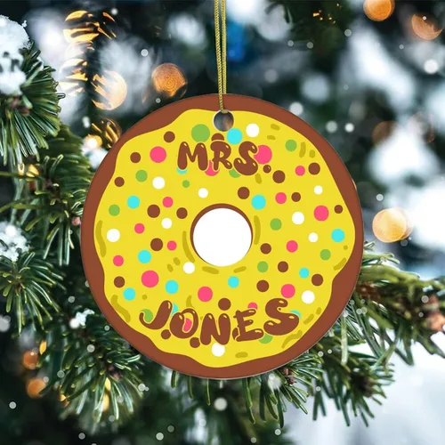 Miniatura 2 de Adorno de Navidad de cerámica impreso de dos caras con nombre en donas, novedoso para familiares, amigos, niños, divertidos colgantes de recuerdo