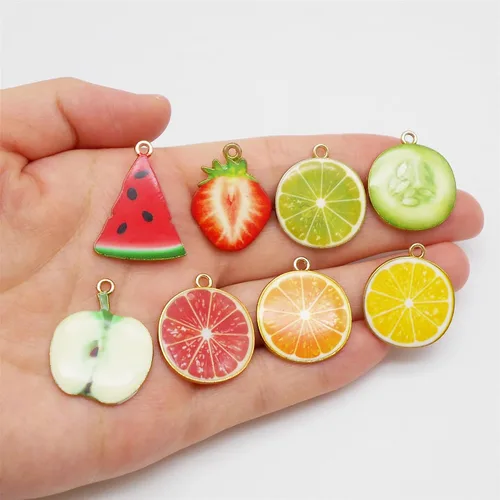 Miniatura 4 de 32 dijes de esmalte en tono dorado surtidos, limón, sandía, naranja, fresa, manzana, delicados, colgantes, fruta, alimentos, para aretes, joyería