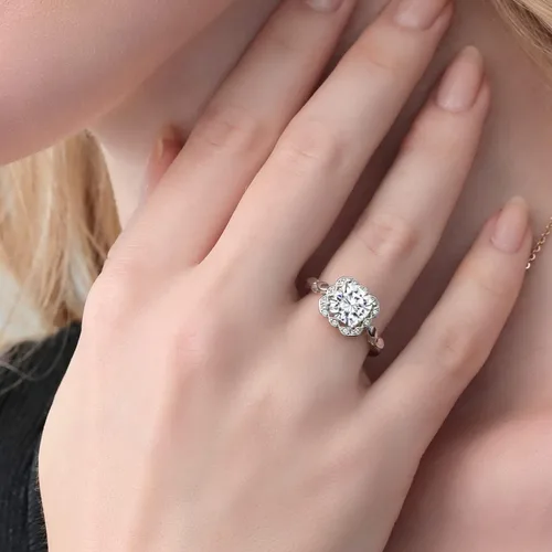 Miniatura 61 de Gem Stone King Anillo de compromiso de plata de ley 925 de 0.315 in con piedra natal y zafiro blanco creado Anillo de compromiso de boda