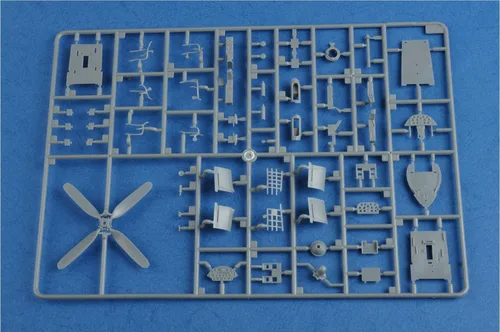 Miniatura 10 de Hobby Boss Kit de modelo de avión Corsair F4U-5, pequeño