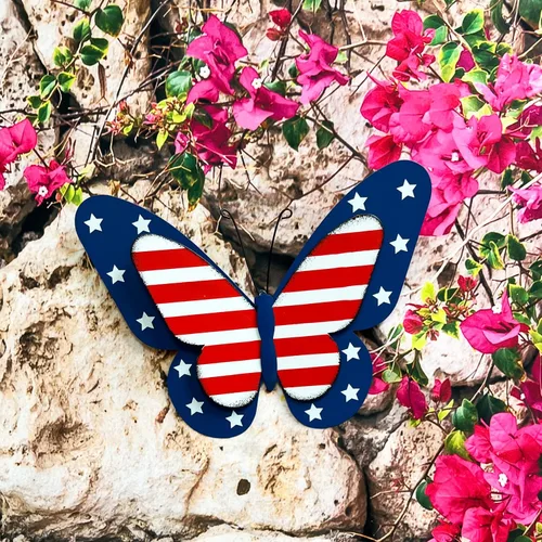 Miniatura 7 de SAGUZOU Letreros rústicos colgantes de metal con bandera americana patriótica de mariposa para puerta y patio, 4 de julio, blanco, azul, rojo, Día