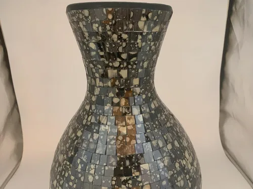 Miniatura 8 de Jarrón de mosaico de 24 pulgadas, cilindro alto hecho de terracota con piezas de mosaico de vidrio negro y gris, pieza decorativa hecha a mano
