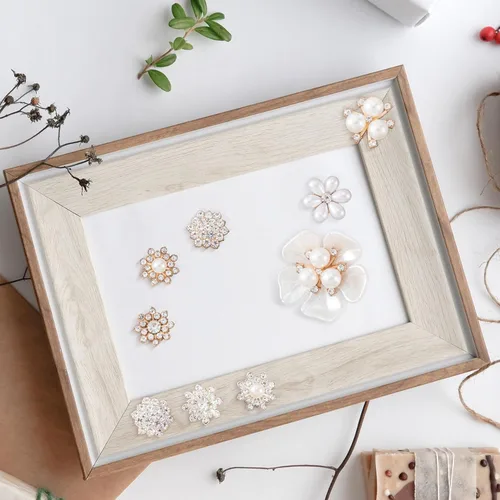 Miniatura 7 de HINZIC 40 piezas de botones de diamantes de imitación de perlas, broches de flores, adornos dorados y plateados, dijes decorativos de boda