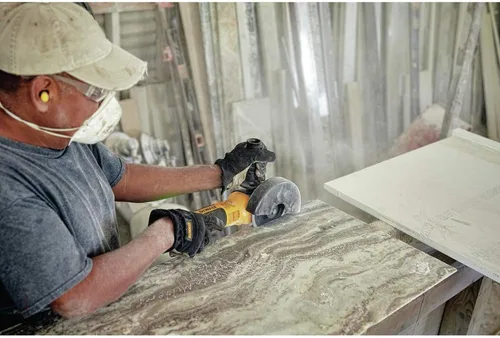 Miniatura 3 de DEWALT Amoladora angular, 5 a 6 pulgadas, velocidad variable, interruptor deslizante (DWE43240VS)