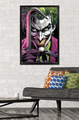 Miniatura 2 de Trends International DC Comics The Joker - Póster de pared con barra de palanca, 34 pulgadas de largo x 22.4 pulgadas, versión enmarcada en negro