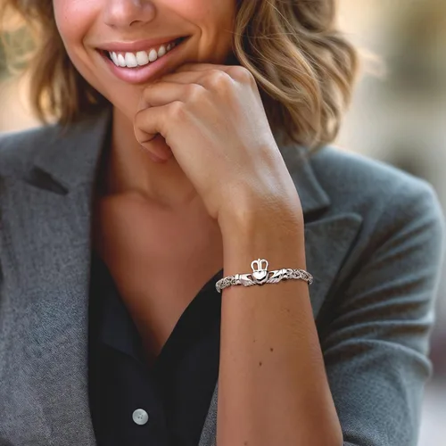 Miniatura 2 de Ross-Simons Sterling Silver Byzantine Claddagh Bracelet