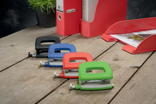 Miniatura 6 de Leitz NeXXt 50100055 - Perforadora de 10 hojas A4, 100% reciclable, acero y plástico reciclado, compensado con CO2, ecológico, rango de reciclaje