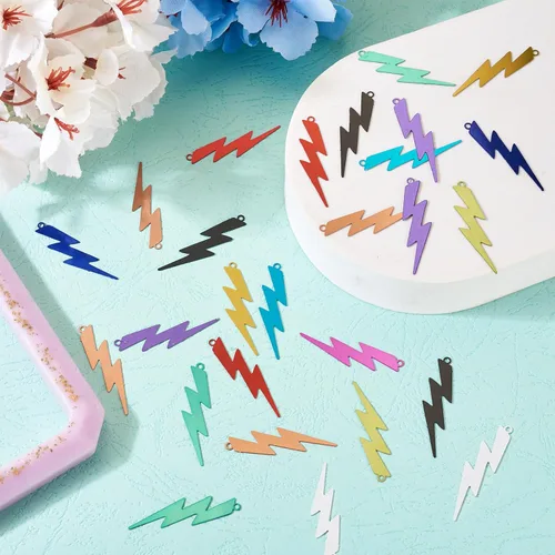 Miniatura 17 de FASHEWELRY 16 dijes de plumas de arco iris de acero inoxidable con alas de filigrana, adornos de metal de 4 colores para hacer joyas, pulseras