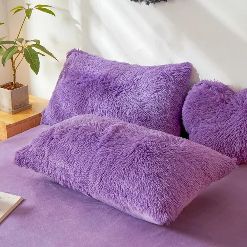 Miniatura 26 de Besfunny Juego de 2 fundas de almohada de pelo sintético negro, mullidas y peludas para decoración de dormitorio, fundas de almohada negras suaves