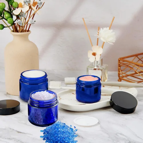 Miniatura 7 de Paquete de 24 tarros cosméticos redondos de vidrio azul de 1 onza con revestimientos interiores y tapas negras, tarros de vidrio de viaje