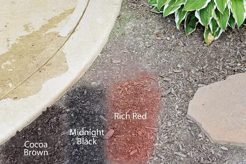Miniatura 4 de Mulch Worx Concentrado de color de mantillo marrón - 2,800 pies cuadrados - Spray de tinte para mantillo marrón oscuro intenso