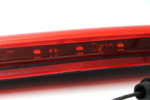 Miniatura 6 de Youxmoto Tercera luz de freno LED de montaje alto, lámpara trasera de parada central CHMSL para Chevy GMC Buick 2002-2009 (rojo)