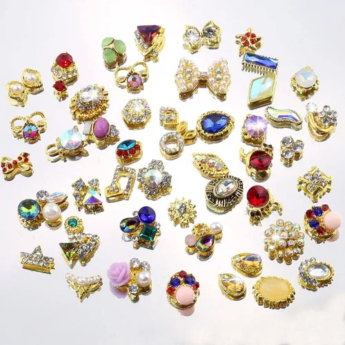 Miniatura 7 de 50 dijes de uñas dorados 3D para uñas acrílicas, estilos mixtos, diamantes de imitación para uñas, joyas de uñas de metal para arte de uñas