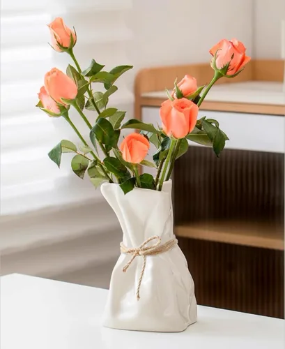 Miniatura 11 de FOWSEEK Florero pequeño de vidrio de 6 pulgadas, floreros transparentes irregulares para centro de mesa de escritorio interior, jarrón decorativo