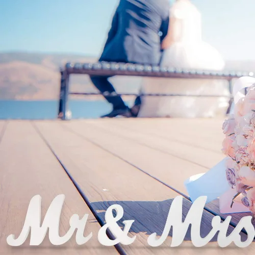 Miniatura 5 de Decoración de mesa con texto en inglés "Mrs & Mr Sign", letras para accesorios de fotos de boda, decoración de carteles de fiesta (blanco)