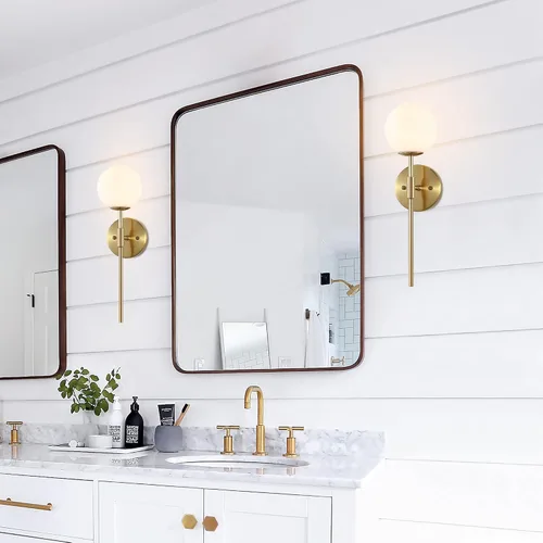 Miniatura 2 de BYOLIIMA Juego de 2 apliques de pared dorados con pantallas de globo de vidrio blanco, lámpara de pared moderna de mediados de siglo para tocador
