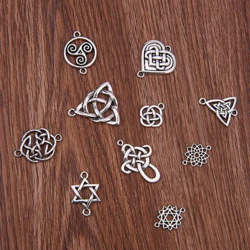 Miniatura 6 de SUNNYCLUE 60 piezas de dijes de conexión de nudo celta, plata antigua, irlandesa, flor wicca, buena suerte, triángulo, corazón, amor, nudos
