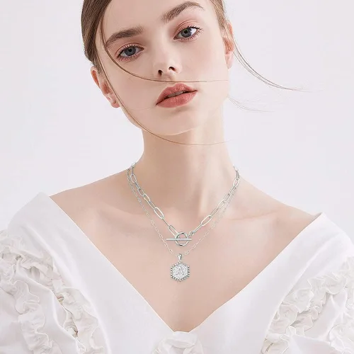 Miniatura 4 de M MOOHAM - Collares de oro chapados con oro de 14 quilates para mujer, con dije hexagonal, con letras, broche de barra de pasador, gargantilla