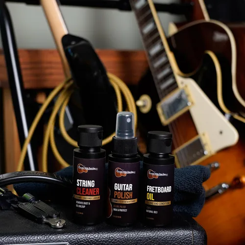 Miniatura 2 de Kit de Limpieza y Pulido para Guitarra, Limpiador de Cuerdas, Enrollador y Aceite para Diapasón HECHO EN EE.UU. Aceite y Limpiador para Guitarra