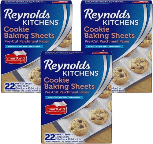 Miniatura 10 de Reynolds Kitchens Hojas para hornear galletas, papel pergamino precortado (22 hojas, paquete de 2)