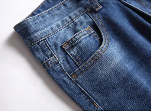 Miniatura 7 de Jeans cortos de verano con 5 bolsillos y corte regular para hombre