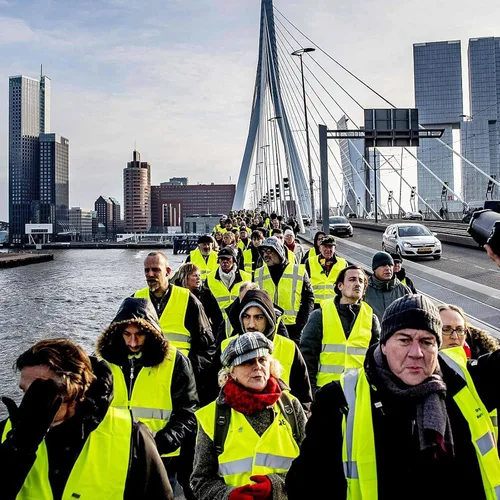 Miniatura 7 de Paquete de 20 chalecos de seguridad a granel, color amarillo, reflectantes, de alta visibilidad, construcción ANSI Clase 2, chalecos de trabajo