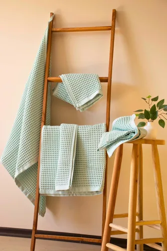 Miniatura 18 de PÜSKÜL - Paquete de 2 toallas de baño y spa de punto gofre, 100% algodón orgánico turco de alta calidad, fina de secado rápido, fabricadas en Beige