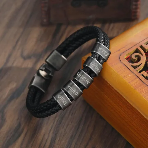 Miniatura 3 de Pulsera personalizada con nombre para hombre, pulsera de cuero personalizada para hombre con 2-5 cuentas vintage grabadas con nombres de familia