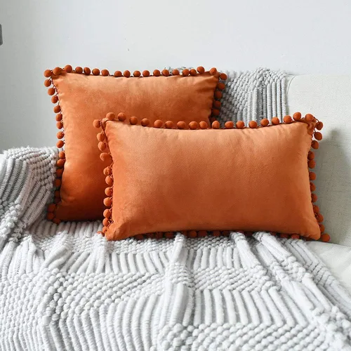 Miniatura 3 de vctops Funda de cojín lumbar con pompones, de terciopelo suave, sólida, decorativa, para sofá, dormitorio o automóvil, 1 pieza