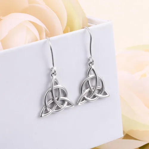 Miniatura 4 de Pendientes colgantes de plata de ley 925 con diseño de triángulo celta de la Trinidad Irlandesa