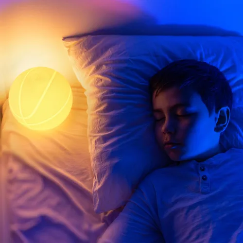 Miniatura 3 de Luz nocturna de baloncesto, regalos para papás y hombres aficionados al baloncesto, lámpara de habitación con control remoto, 16 colores cambiantes