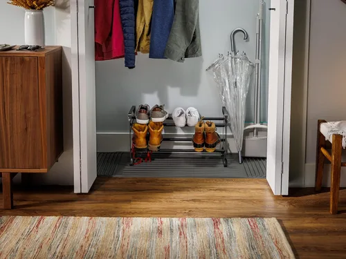 Miniatura 6 de WeatherTech ClosetMat, tapete de 55 x 22 pulgadas, protección para suelos de armario, recortable, color gris