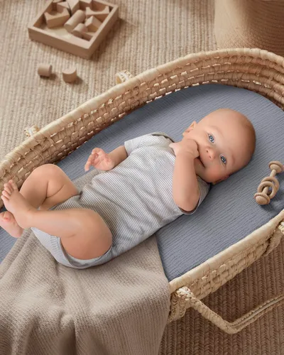 Miniatura 13 de Blissful Diary Sábanas de muselina para cuna para niñas, sábana de bebé de algodón suave bohemio para colchón de cuna estándar de 52 x 28 pulgadas
