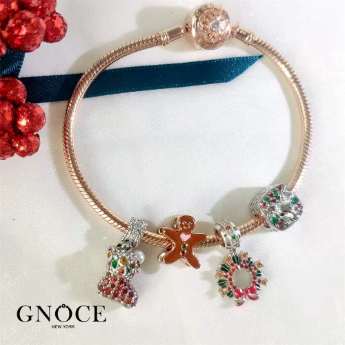 Miniatura 4 de GNOCE Dije de calcetín navideño con piedras brillantes y pera blanca de plata de ley 925, dije colgante de feliz Navidad para pulseracollar, regalo