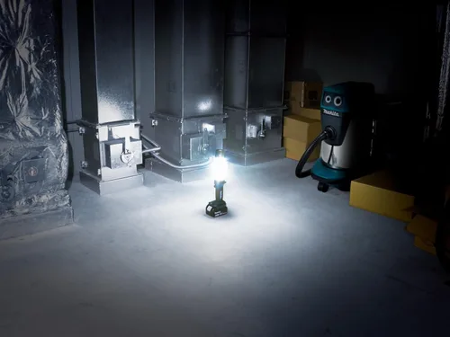 Miniatura 7 de Makita DML806 LXT linterna LED de 18 voltios, sin cables, de ion de litio