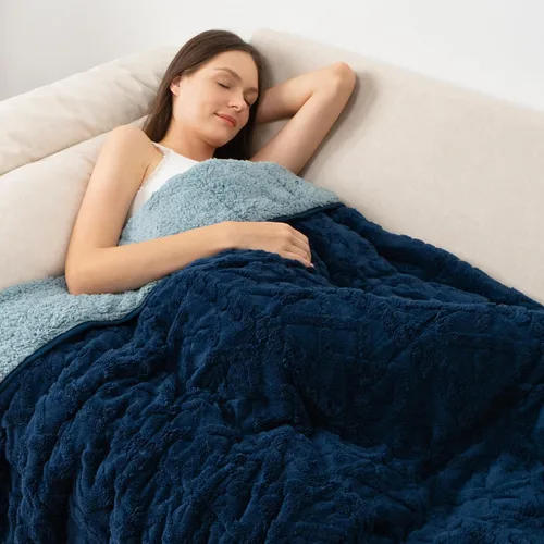 Miniatura 23 de Wemore Manta con peso de forro polar Sherpa para adulto, 10 libras de doble cara, acogedora y esponjosa, manta ultra mullida con parte superior
