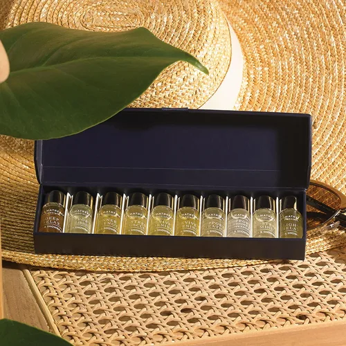 Miniatura 4 de Aromatherapy Associates Discovery Wellbeing - Aceite de baño y ducha en miniatura. Selección de 10 aceites de baño y ducha premium