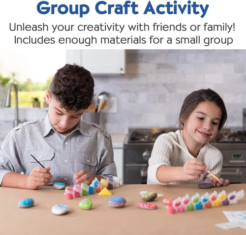 Miniatura 5 de Creativity for Kids Kit de pintura de rocas para escondidas navideñas Pintura, decora y oculta 10 rocas festivas Kit de manualidades navideñas